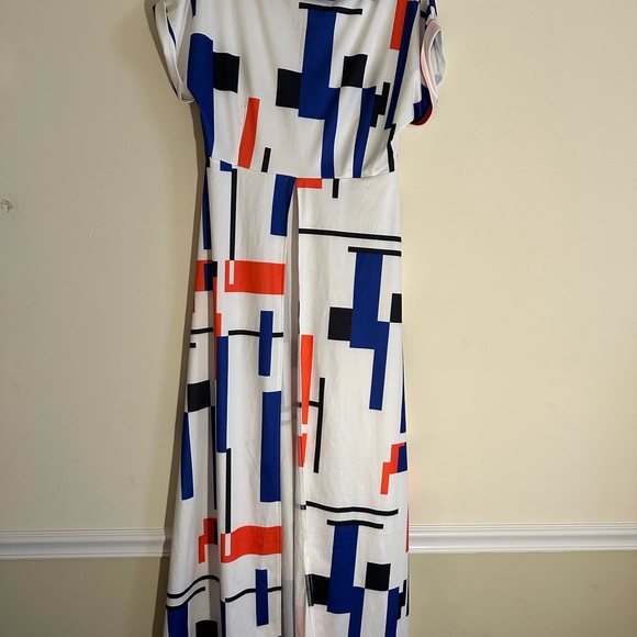 Top - Picture 2 of 3